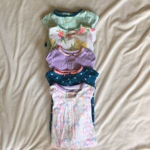 Footsie pajama bundle ❤️💗🧡💛💚💙💜